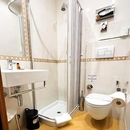 Hotel Fiorella Milan