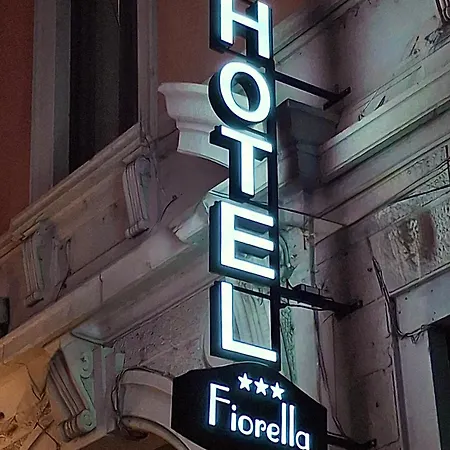 Fiorella 밀라노
