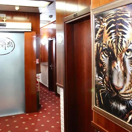 Fiorella Hotel Mediolan