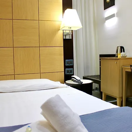 Hotel Fiorella 3*