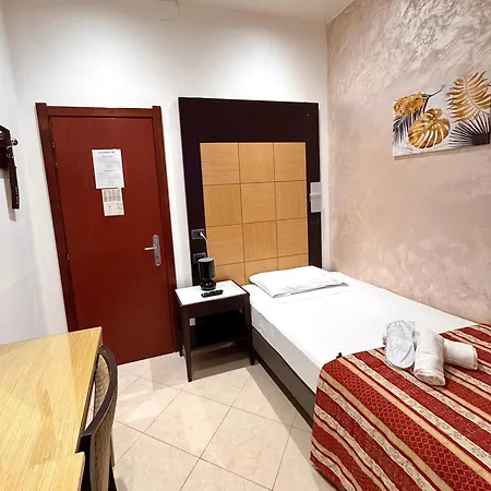 Fiorella Hotel 3*